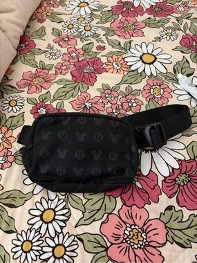 lululemon athletica Black Disney x lululemon athletica Waist Pack